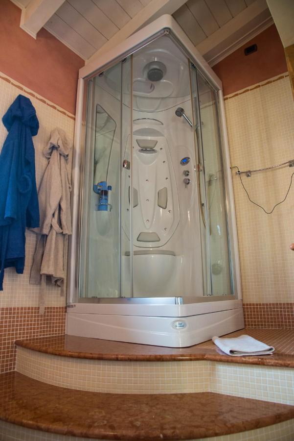 Guesthouse "Villa Tamas" ลีโมเนซุลการ์ดา ภายนอก รูปภาพ