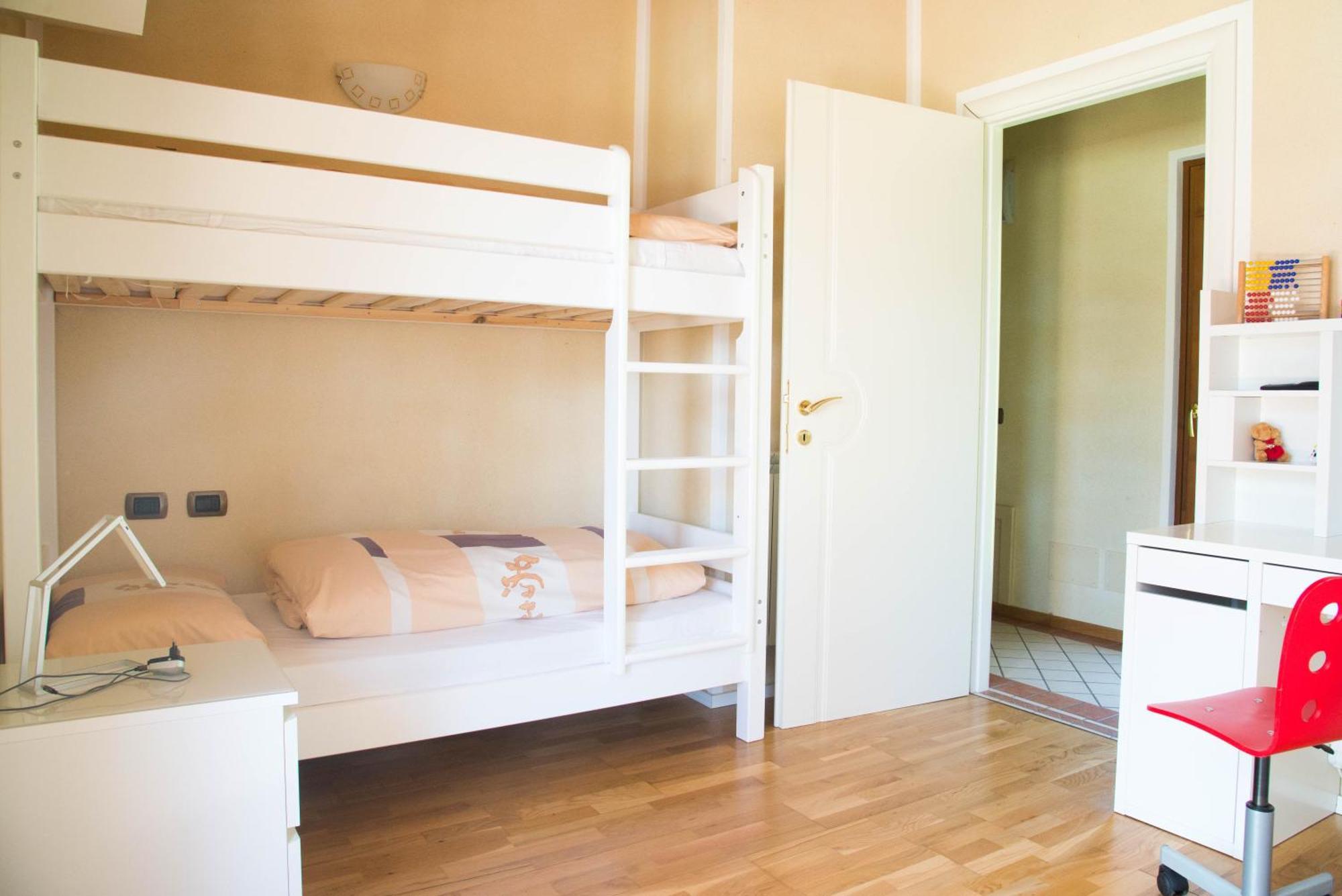 Guesthouse "Villa Tamas" ลีโมเนซุลการ์ดา ภายนอก รูปภาพ